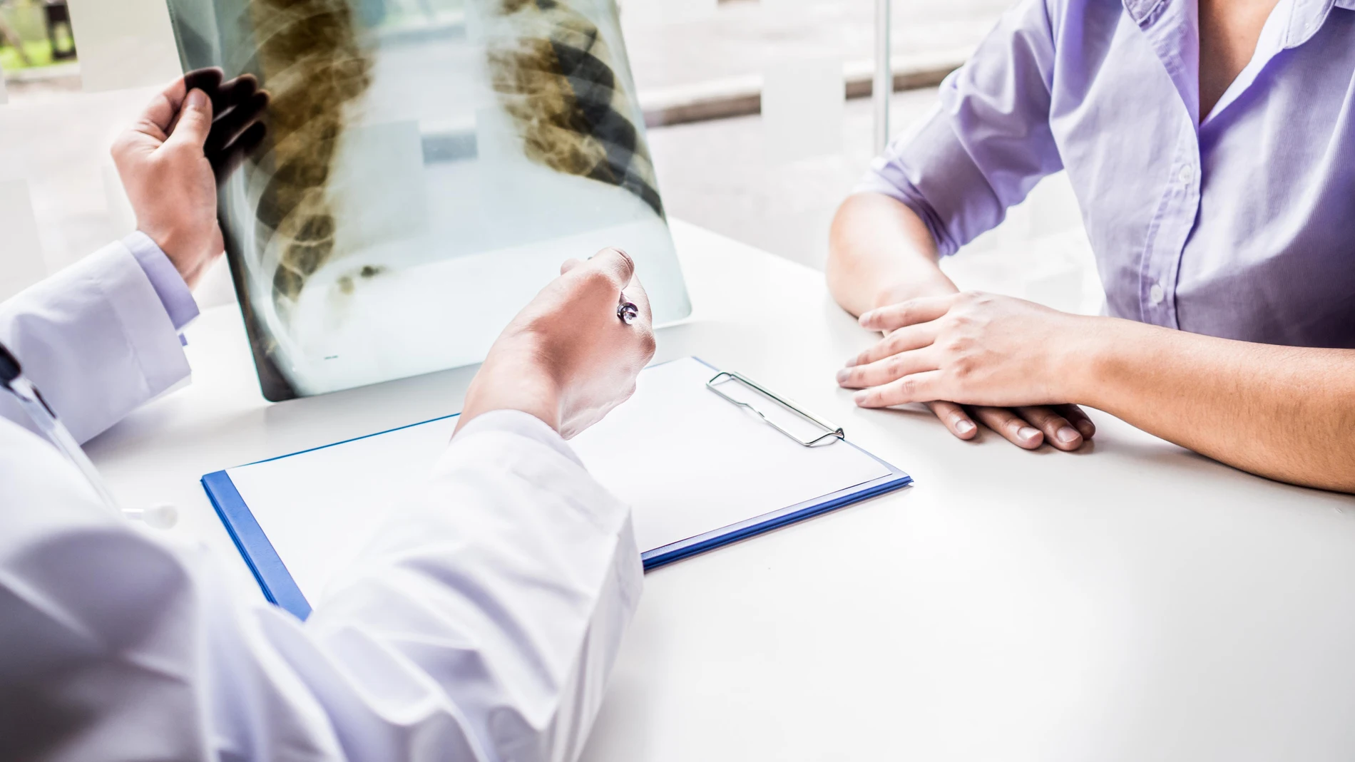 Revisión de paciente con cáncer de pulmón