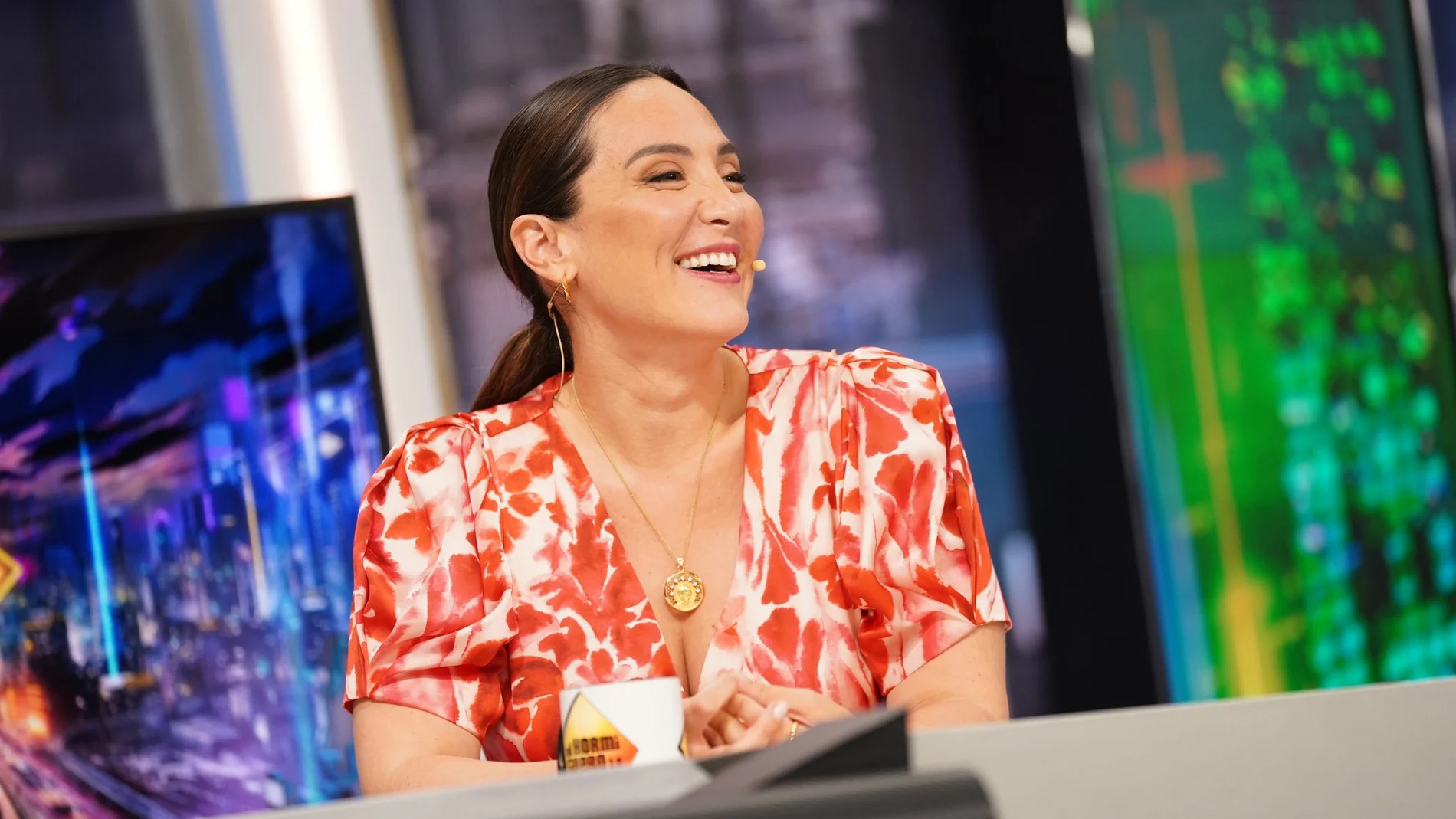 Tamara Falcó con vestido de su marca en 'El Hormiguero'.