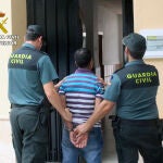 La Guardia Civil detiene a un vecino de Beniaján por agredir sexualmente a una mujer mientras se paseaba a su perro