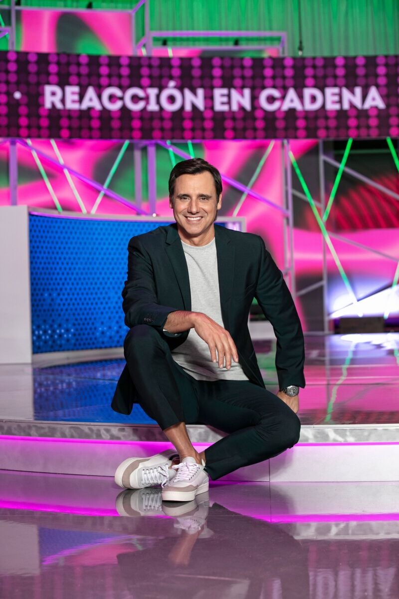 Ion Aramendi posando en otro espacio