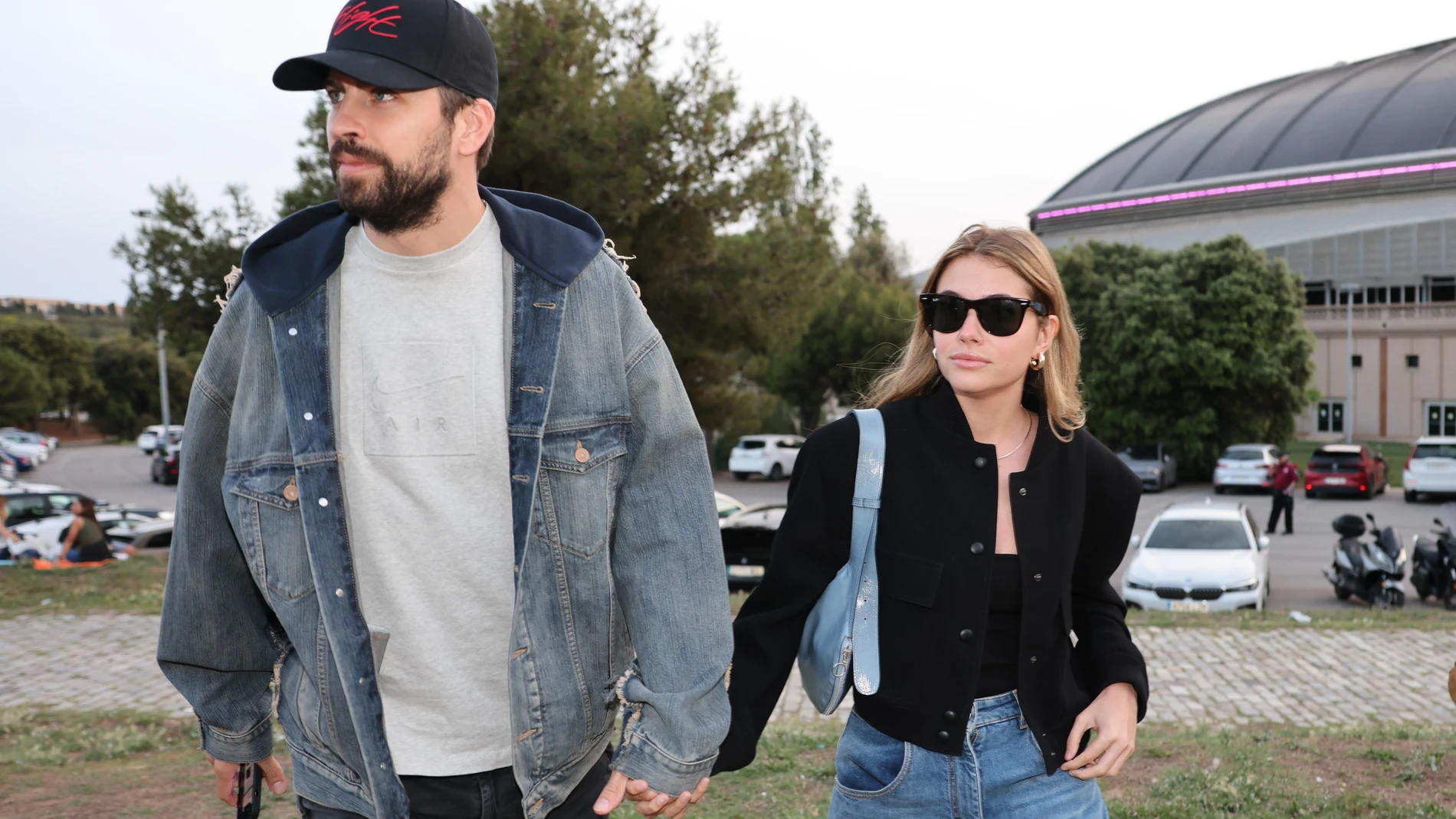 Clara Chía y Gerard Piqué en el concierto de Coldplay en Barcelona.