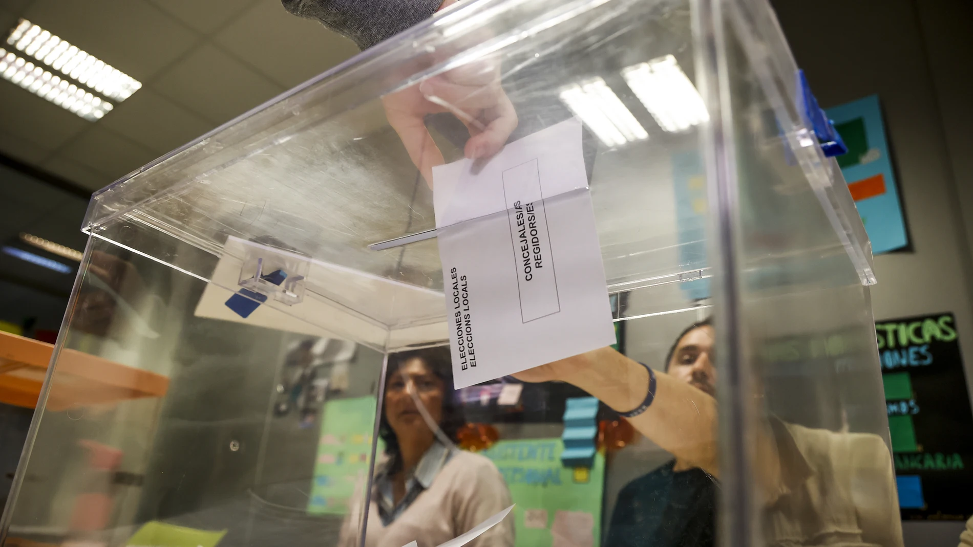 28M.- El PP gana en dos de los cinco pueblos afectados por la polémica del regadio de Doñana (Huelva)