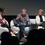 María Ritter, Alberto Chicote y Susi Díaz en el debate de hoy en Alicante.