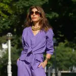 Pilar de Arce con falda lápiz de firma española.