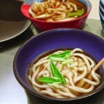 El konjac puede usarse como sustitutivo de algunos elementos como el udon, los populares fideos japoneses 
