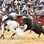 Guillermo Hermoso de Mendoza corta una oreja al sexto