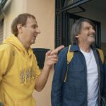 Albert Espinosa junto a Fernando Tejero por las calles de Córdoba