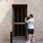 Detenido un hombre por el presunto homicidio con arma blanca de su pareja en Cornellà