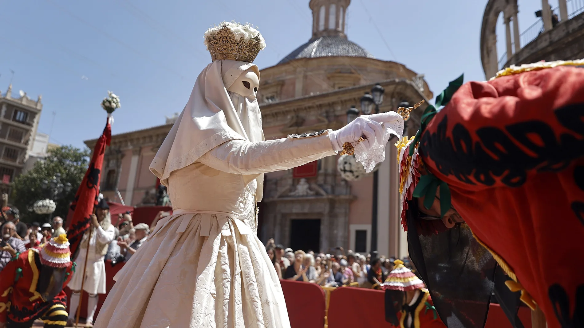 Momento de la representación de la Danza de la Moma en la festividad del Corpus de Valencia