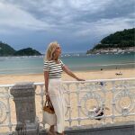 Carmen Lomana con look parisino en San Sebastián.