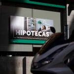 Cartel publicitario de hipotecas de una entidad bancaria.