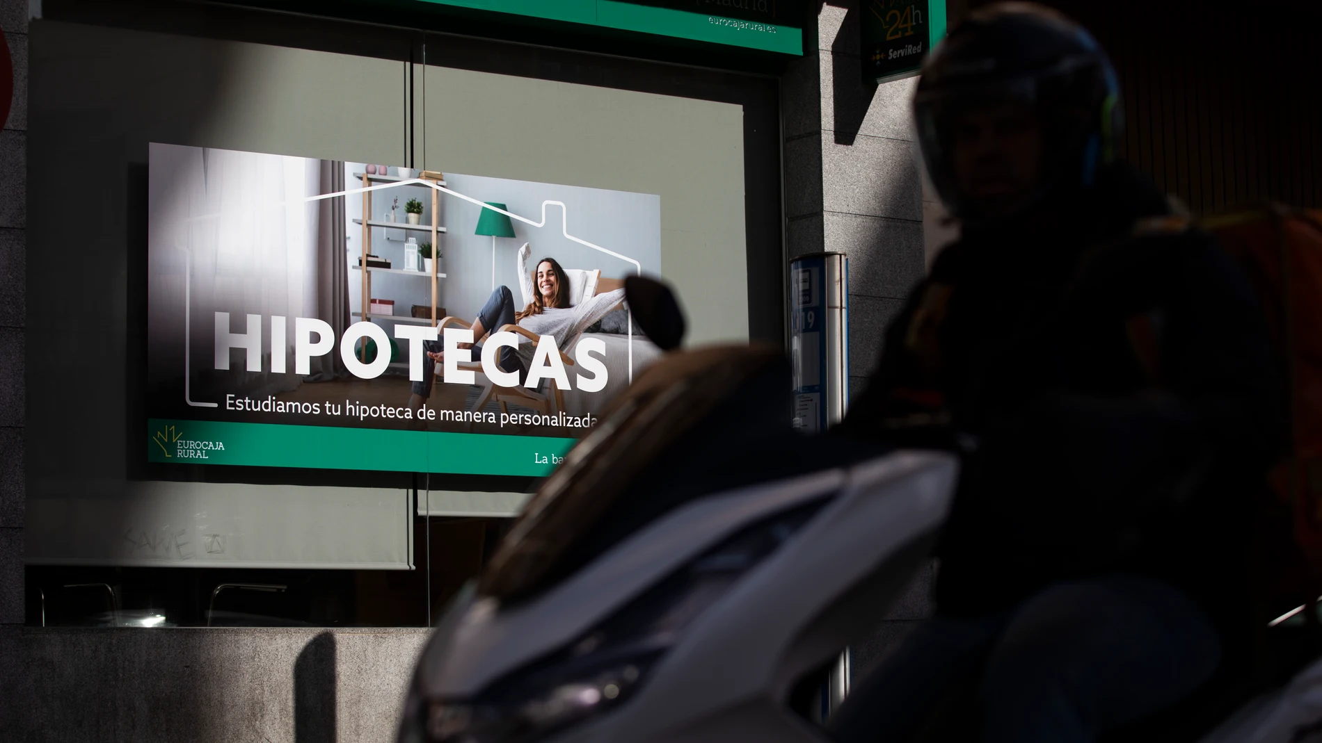 Cartel publicitario de hipotecas de una entidad bancaria.