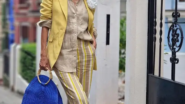 Carmen Gimeno tiene el look rústico de Zara más fresquito más original para los planes del verano