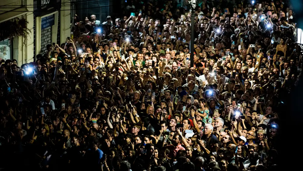Mascletà y cremà de las Hogueras de San Juan en Alicante