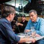 Pedro Sánchez y Jordi Évole cara a cara