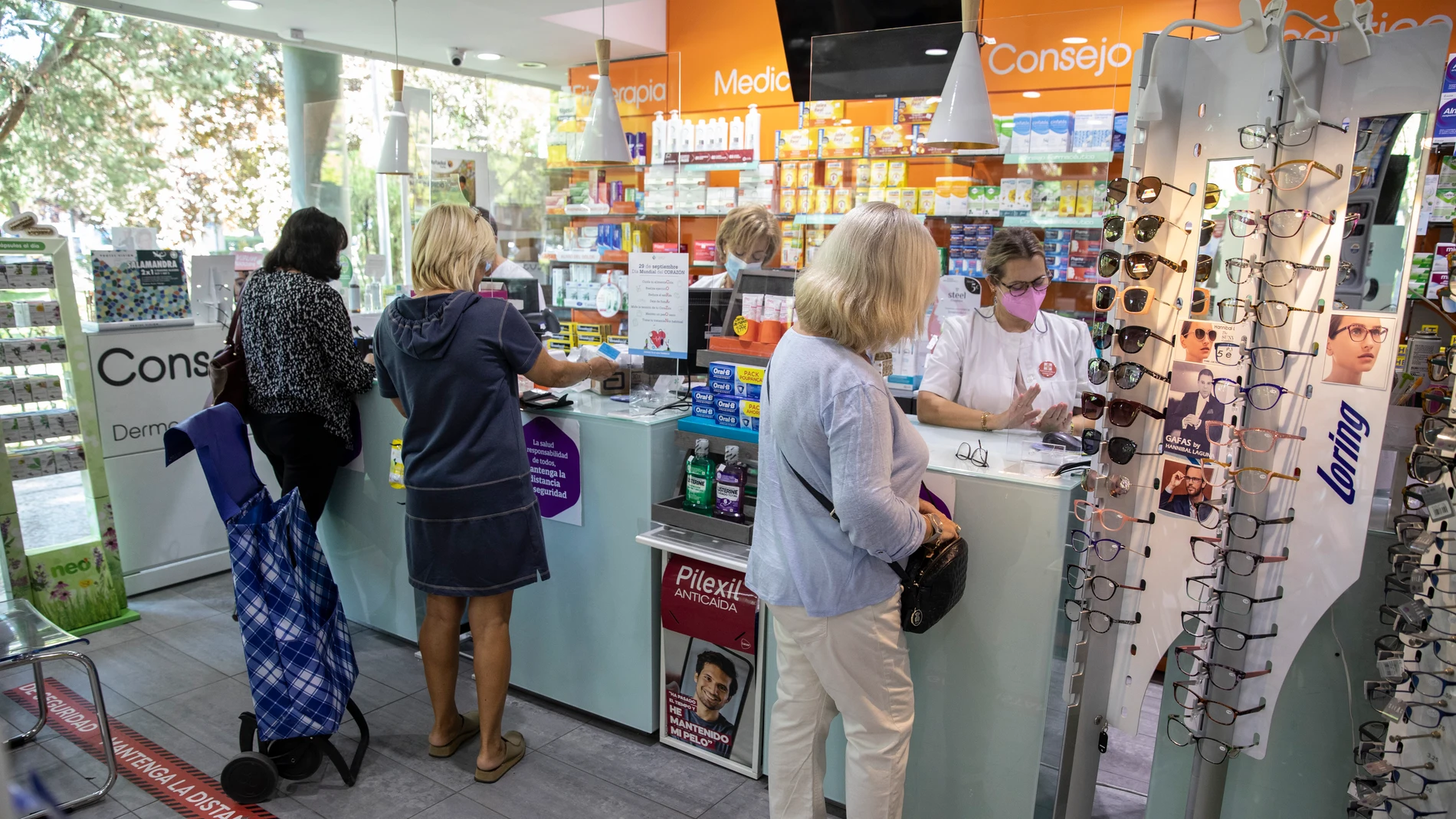 El sector de salud y farmacia encabezan las contrataciones en el tercer trimestre