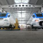 Dos de los Talgo 250 que operan el servicio Afrosiyob
