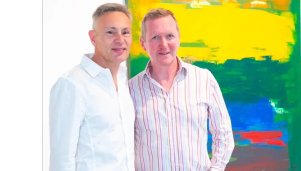 Marcelo De Stefano junto a su esposo, el embajador de Irlanda, Frank Smyth