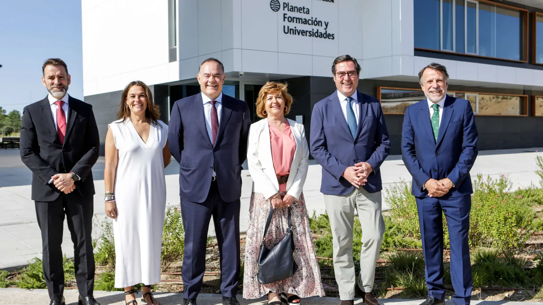 Reunion CEOE y Planeta Formacion y Universidades