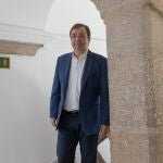 Av.- Vara retira formalmente su investidura y anuncia que dejará el liderazgo del PSOE de Extremadura en otoño