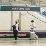Economía/Transportes.- Renfe lanza una campaña de verano con billetes entre cinco y 19 euros para las familias