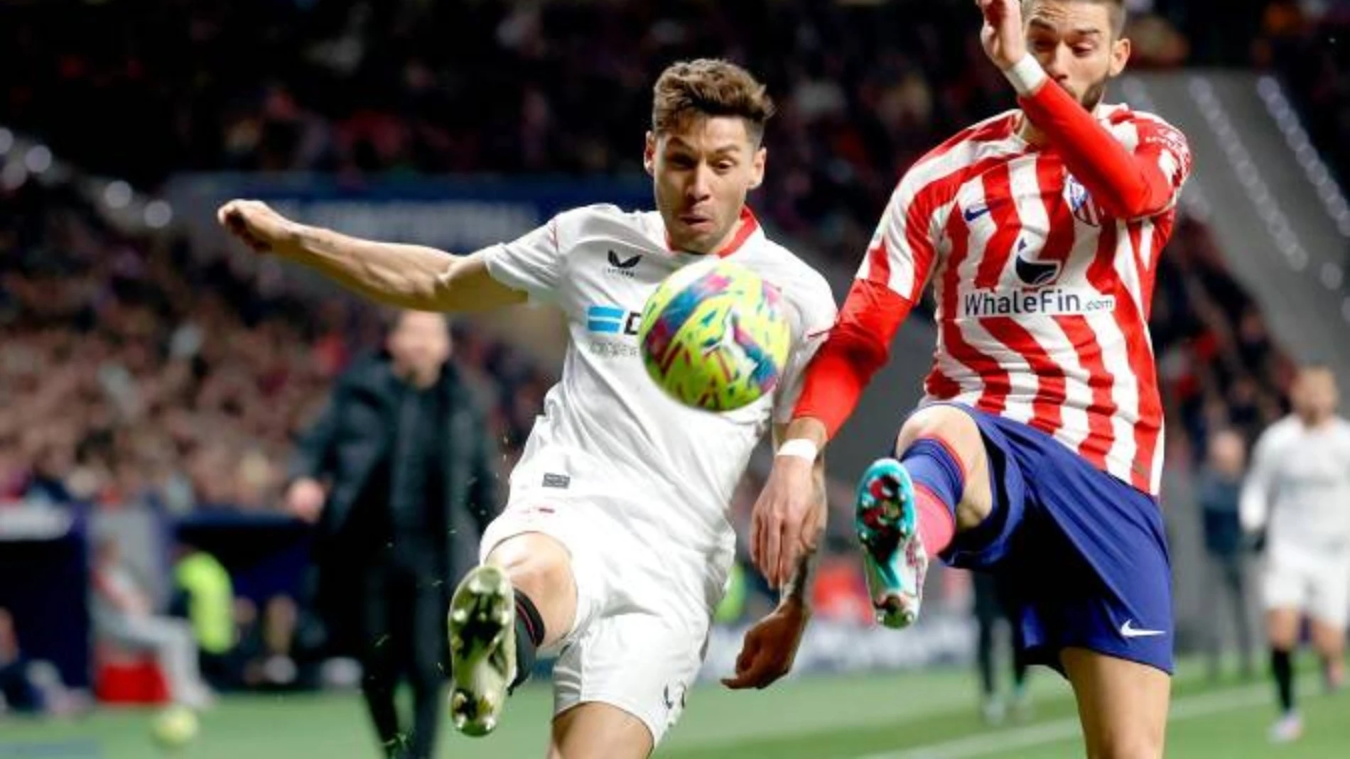 Gonzalo Montiel con el Sevilla
