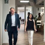 El secretario general del PSPV, Ximo Puig, junto a Rebeca Torró