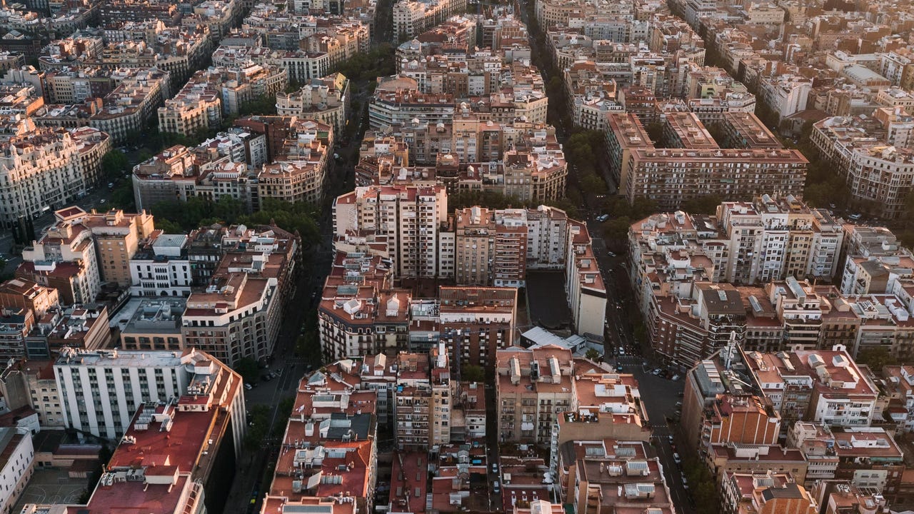 El paro baja en Cataluña en septiembre y crece la afiliación a la Seguridad Social