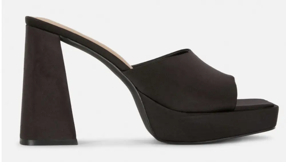Zapatos destalonados con plataforma y estampado de cachemira