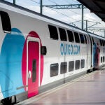 Tren de Ouigo en una estación