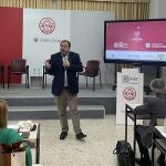 César Hernández, director general de Cartera Común de Servicios del SNS y Farmacia del Ministerio de Sanidad, durante su intervención en el I Curso UCM-Novartis