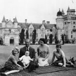 La familia real inglesa en Balmoral en una imagen de archivo