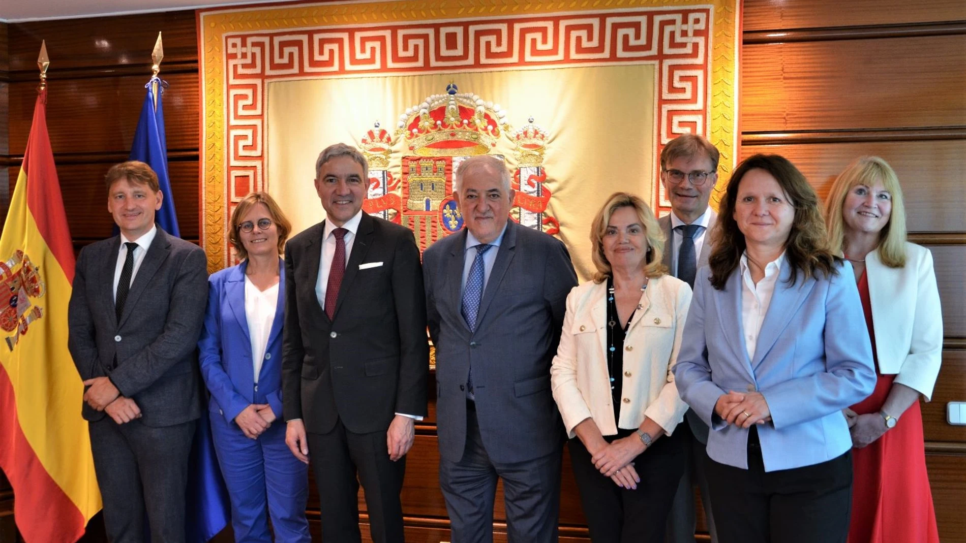 Conde-Pumpido alaba el papel de los tribunales constitucionales europeos para construir una Europa "más justa y unida"
