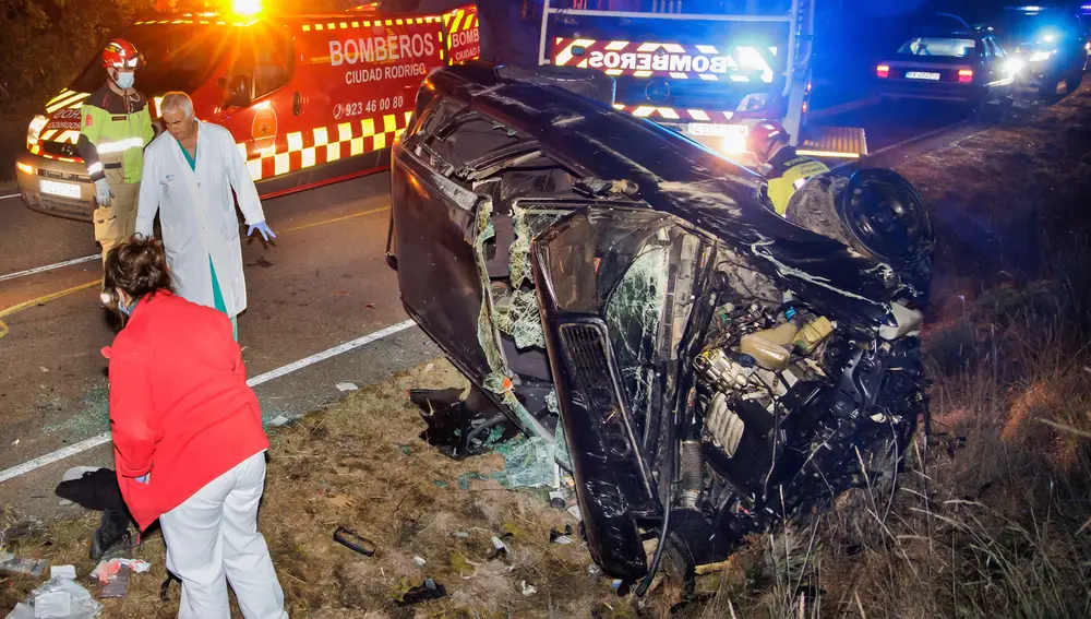 Accidente de tráfico en una carretera salmantina