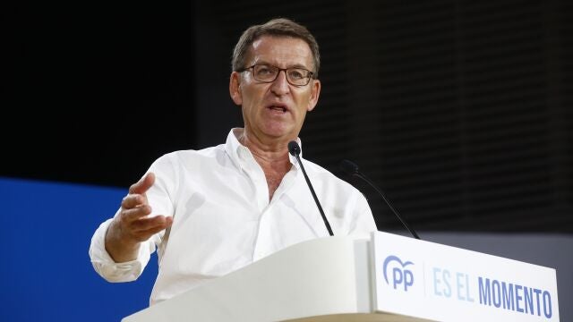 Feijóo pide no ser "cicateros" con los recursos para garantizar el voto por correo: "Nadie habla de pucherazo"