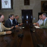 Sanz se reúne con el consejero Paradela