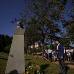 Moreno durante la ofrenda floral