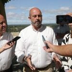 El vicesecretario de Coordinación Autonómica y Local del PP participa en un acto de campaña en Benavente (Zamora)