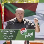 Andoni Ortuzar