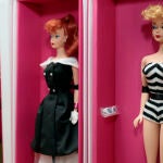 Un médico mexicano presume de una colección de más de 200 muñecas de "Barbie"