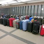 Muchas aerolíneas cobran suplementos por cada pieza de equipaje de mano que llevamos