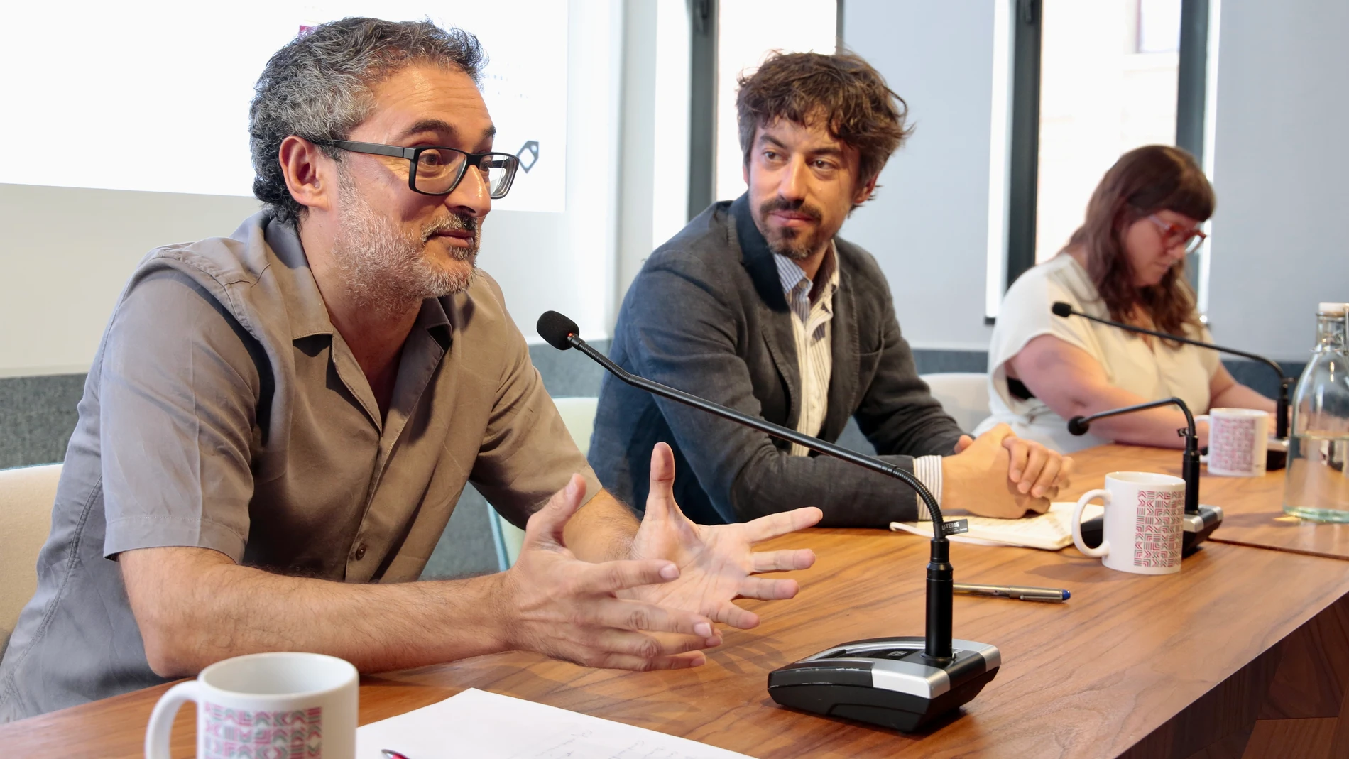 Presentación de la tercera convocatoria "Nudo/Knot"