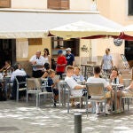 Las actividades más realizadas este verano han sido salir de restaurantes e ir de compras