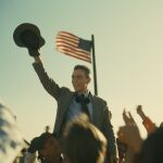 En "Oppenheimer", Cillian Murphy asume la carga psicológica de la contradicción soportada por el físico