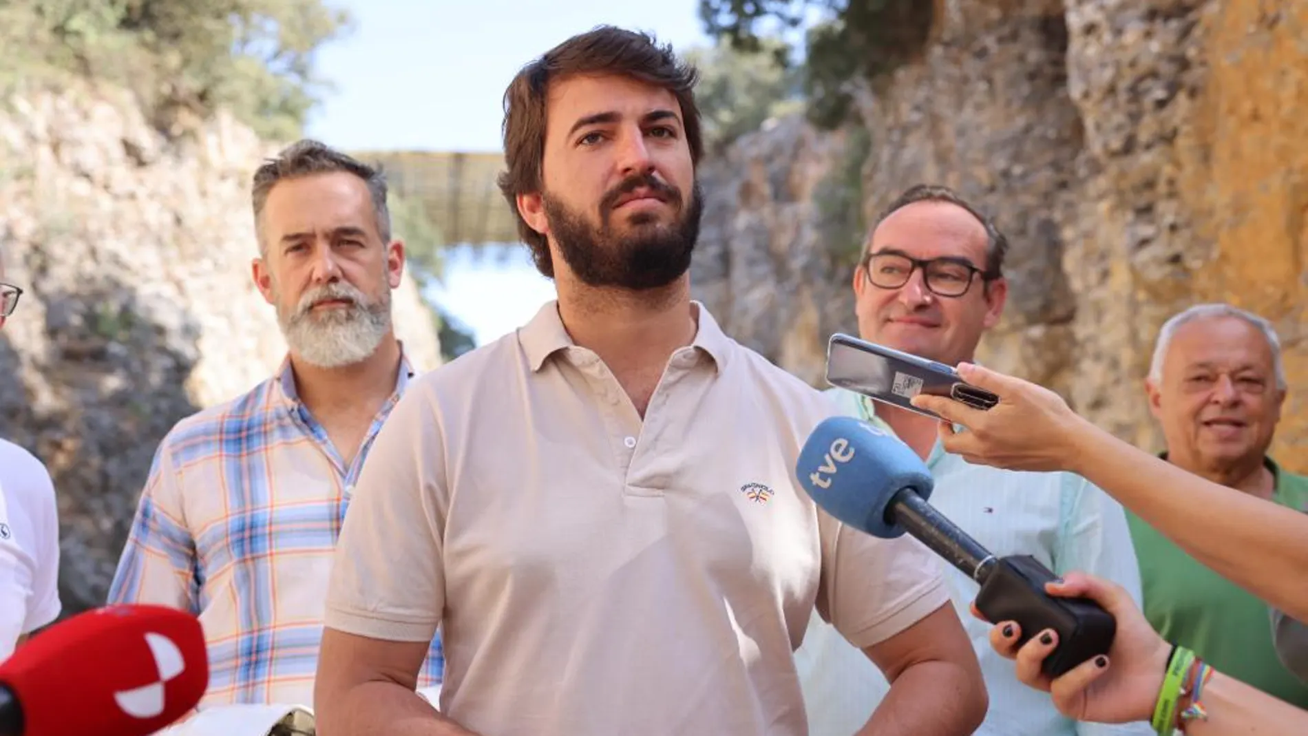 García-Gallado promete una central de energía nuclear en Garoña