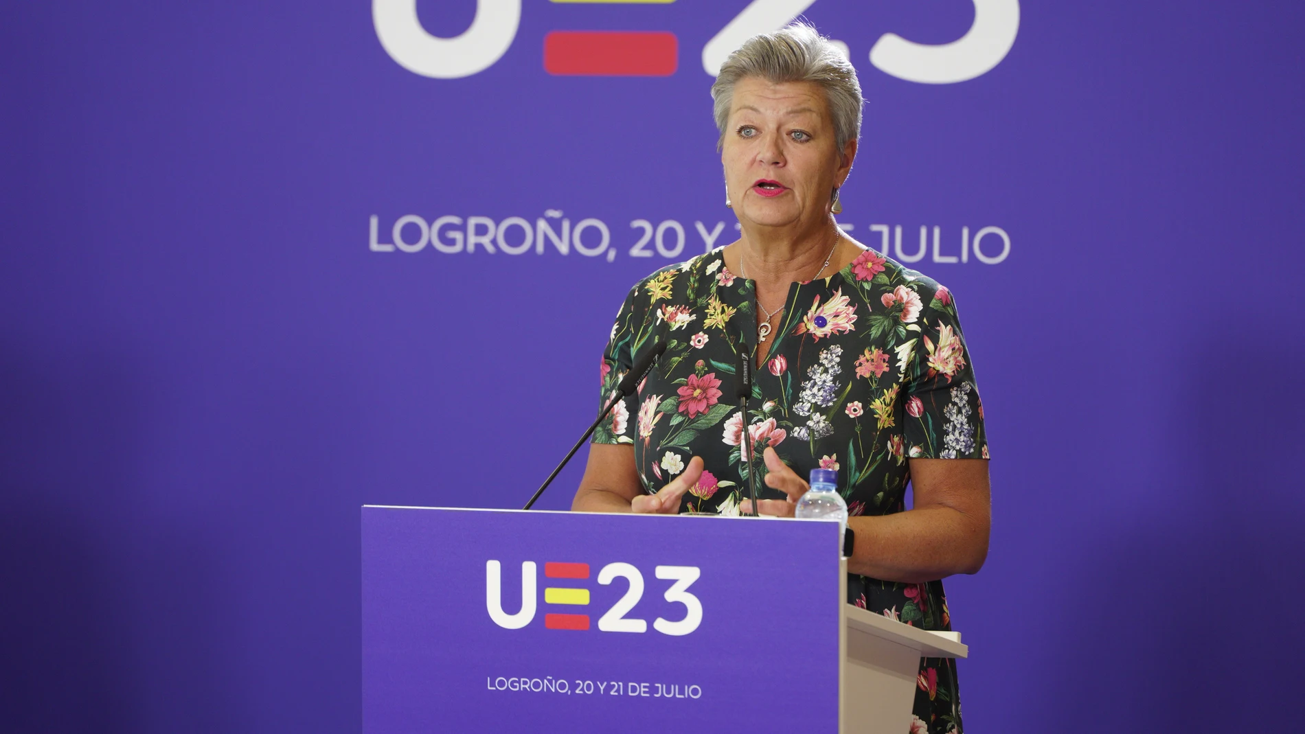 La comisaría europea de Asuntos de Interior, Ylva Johansson, comparece en rueda de prensa tras la reunión informal europea de los ministros de Justicia e Interior de la Unión Europea, a 20 de julio de 2023, en Logroño, La Rioja (España). Las sesiones de los ministros de Interior se centran en los avances hacia el Pacto de Migración y en reforzar la lucha contra el narcotráfico y el crimen organizado. Las sesiones de los ministros de Justicia e Interior se centran en el fortalecimiento del es...