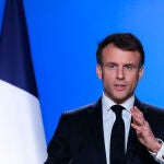 Francia.- Macron remodela parte del Gobierno galo y mantiene a Elizabeth Borne como primera ministra