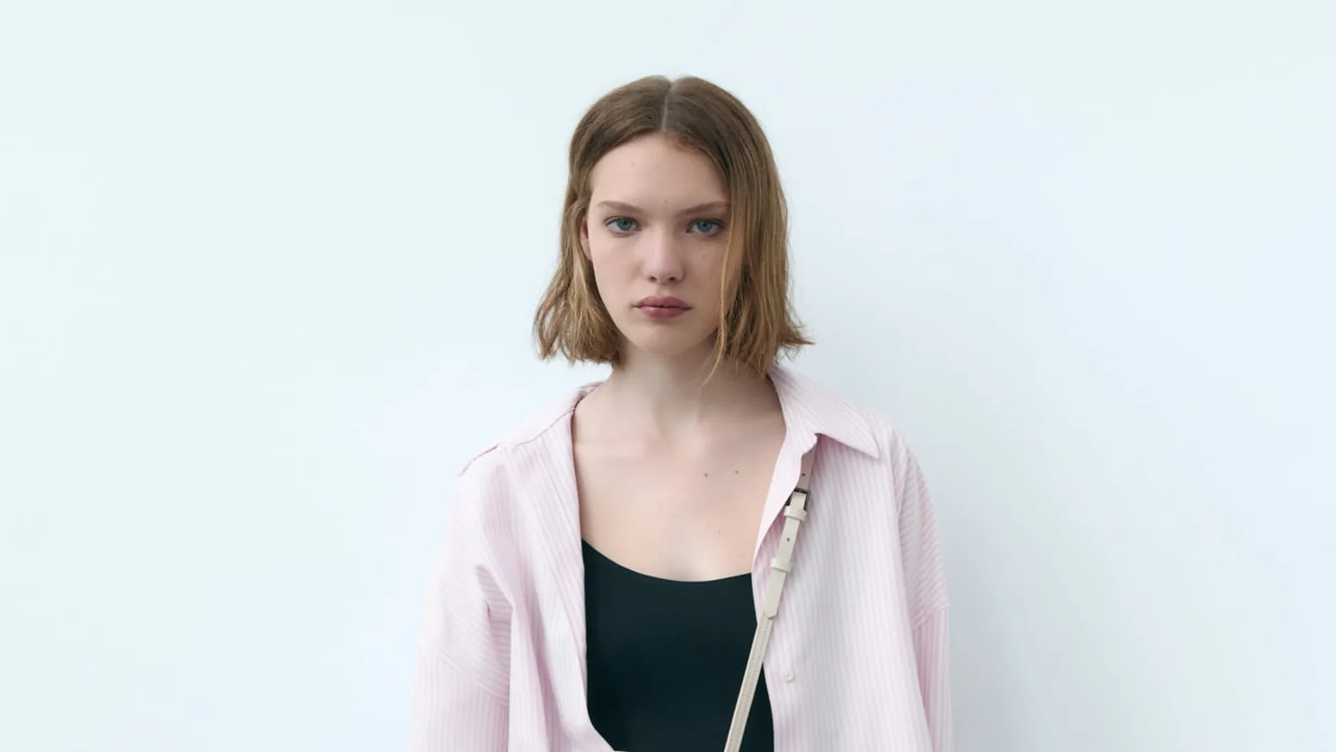No te quitarás los bolsos mini este verano y los puedes encontrar en Zara, Mango y Parfois