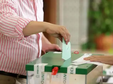 6,8 millones de andaluces están llamados a las urnas este 23-J 6,8 millones de andaluces están llamados a las urnas este 23-J