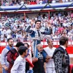 TOMÁS RUFO ABRE LA PUERTA GRANDE EN LA SEGUNDA DE ABONO DE LA FERIA DE SANTIAGO 2023